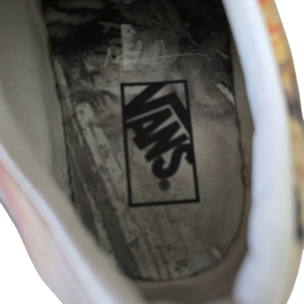 Vans x The Met Off The Wall Gallery Kostechko Art Sneakers | Women’s 9